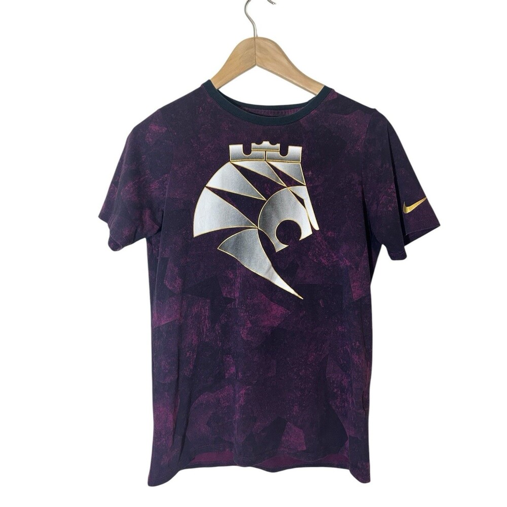 Nike LEBRON JAMES Boys T Shirt - Size XL